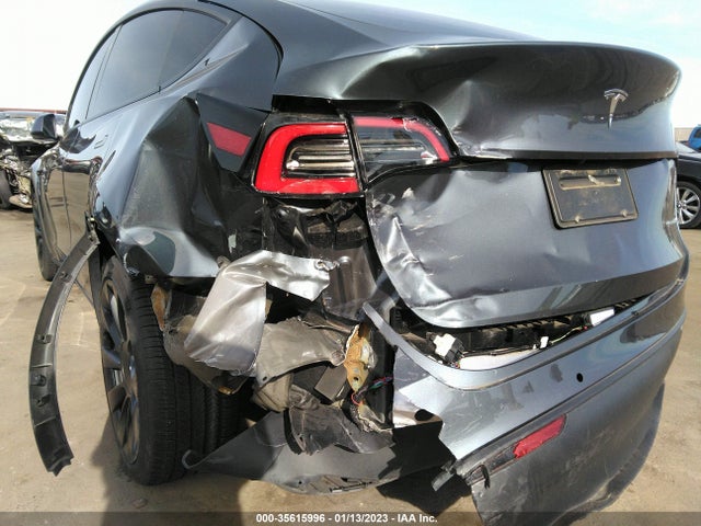 Tesla Model Y Long Range 2021 5YJYGDEE8MF069066 Image 6