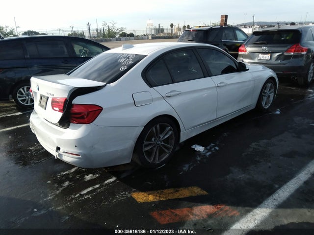 BMW 3 Series 320i 2016 WBA8E1G54GNU10418 Image 5