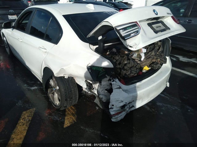 BMW 3 Series 320i 2016 WBA8E1G54GNU10418 Image 7