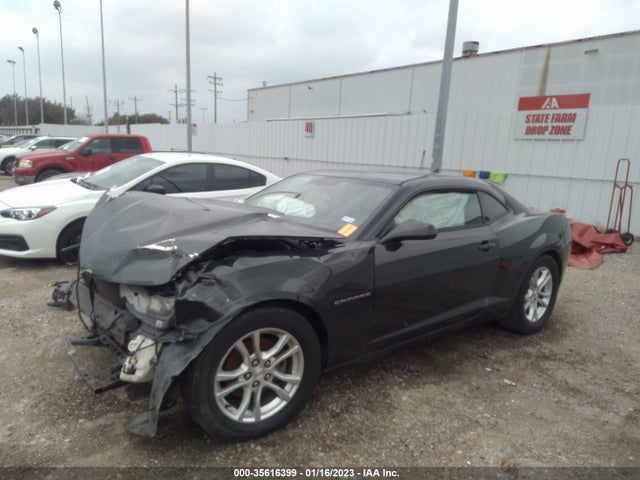 Chevrolet CAMARO LS 2015 2G1FB1E3XF9103575 Image 2
