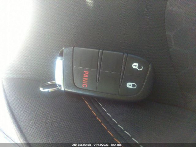 3C4NJCAB2JT486593 Jeep Compass Sport