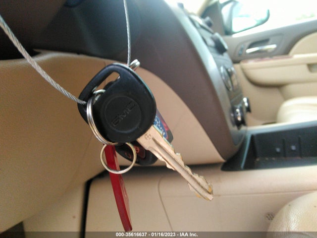 GMC Yukon 2013 1GKS1CE01DR189960 Image 3