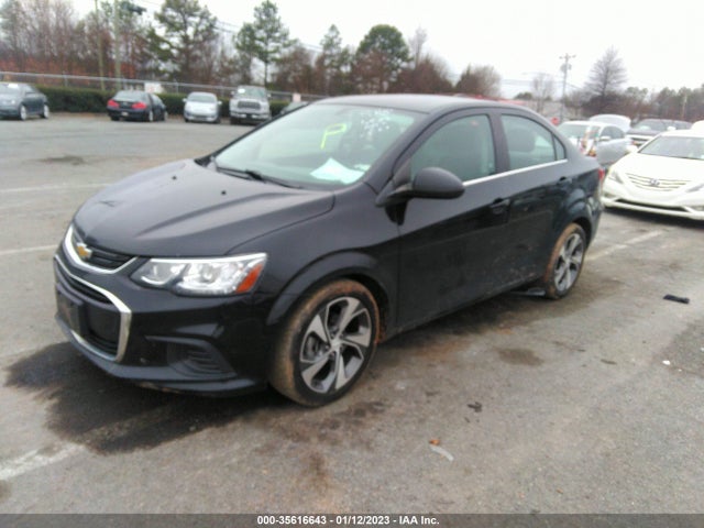 Chevrolet Sonic 2019 1G1JF5SBXK4122853 Image 2