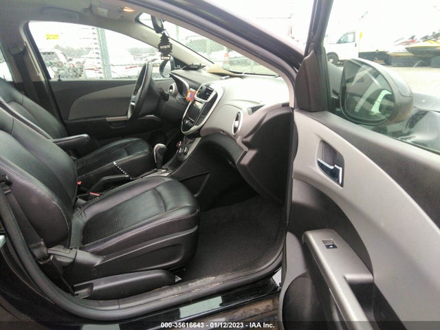 Chevrolet Sonic 2019 1G1JF5SBXK4122853 Image 5