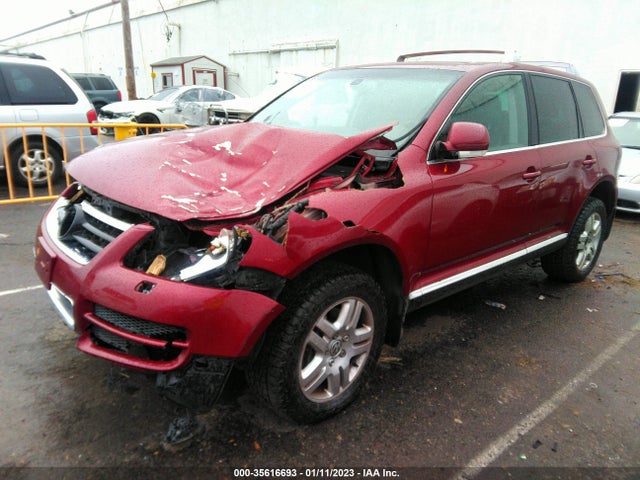 Volkswagen Touareg 2005 WVGMM77L25D022883 Image 2