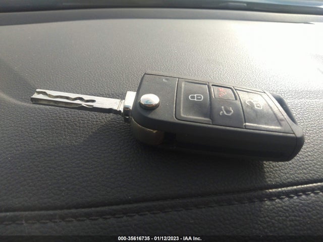3VWCM7BU9NM021151 Volkswagen JETTA S