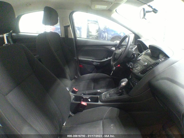 2018 Ford Focus, VIN: 1FADP3F26JL295506