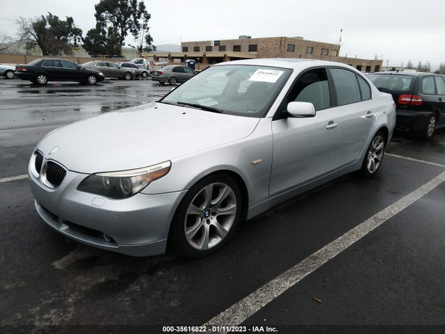 BMW 5 Series 550i 2007 WBANB53557CP05547 Image 2