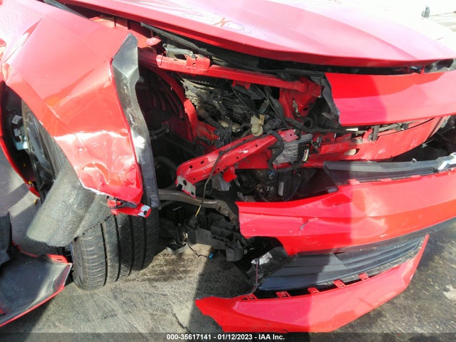 Chevrolet Camaro 1lt 2018 1G1FB1RX8J0178873 Image 6
