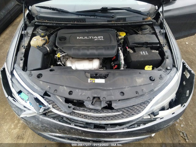 1C3CCCAB9FN687193 Chrysler 200 Limited