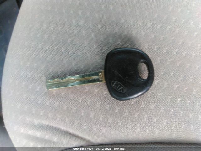 5XYKT4A16BG152019 KIA SORENTO LX