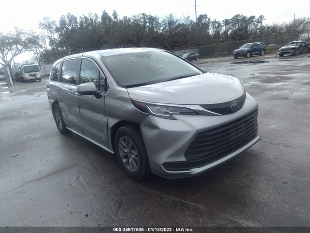 2021 Toyota Sienna, VIN: 5TDKRKEC6MS017787