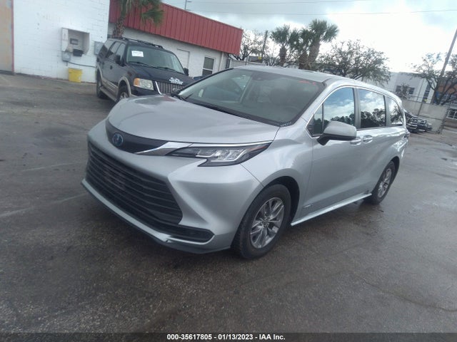 2021 Toyota Sienna, VIN: 5TDKRKEC6MS017787