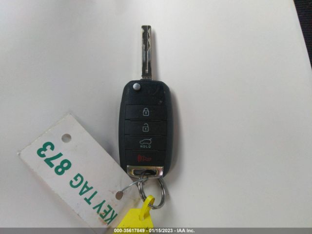 KNDJN2A29E7018674 KIA Soul Base