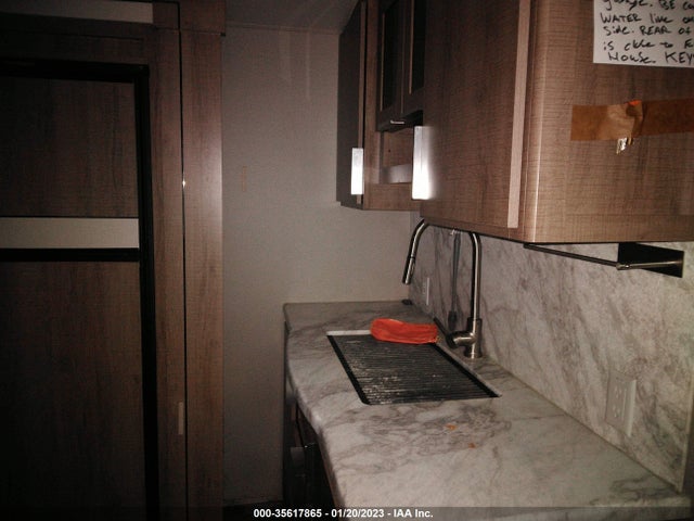 2021 GRAND DESIGN IMAGINE VIN: 573TE3725M6624668