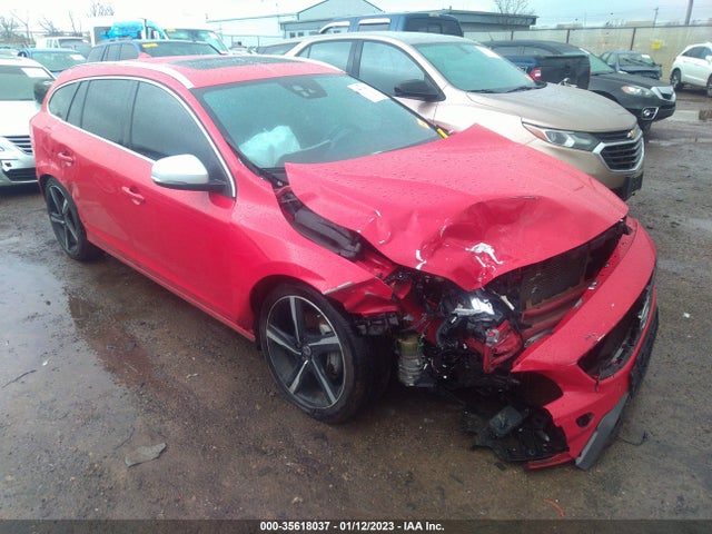 Volvo V60 T6 R-design Platinum 2016 YV1902SS8G1294411 main image