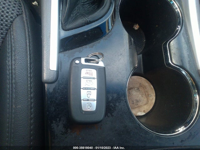 2011 HYUNDAI SONATA SE VIN: 5NPEC4AC6BH119447