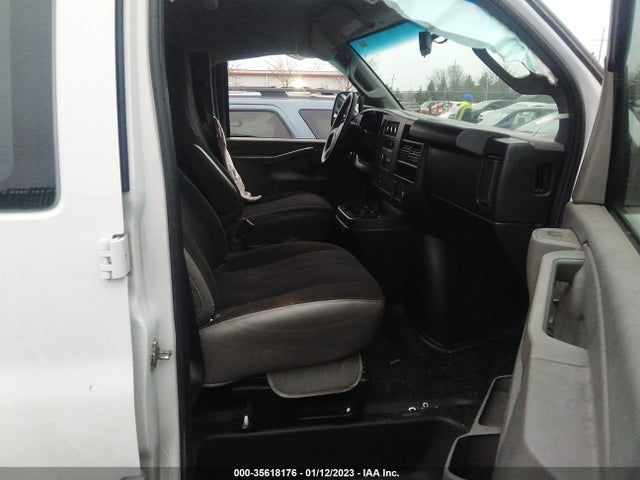 2019 GMC Savana, VIN: 1GTW7AFG6K1372049