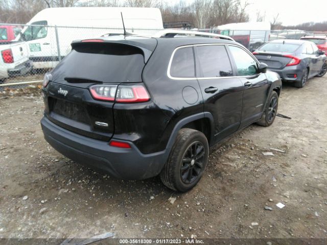 1C4PJLCB7KD143761 Jeep Cherokee Latitude