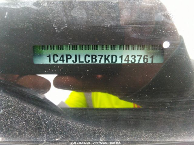 1C4PJLCB7KD143761 Jeep Cherokee Latitude
