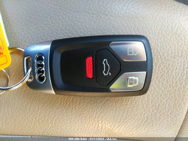 Audi Q5 2018 WA1BNAFY2J2022028 Image 3