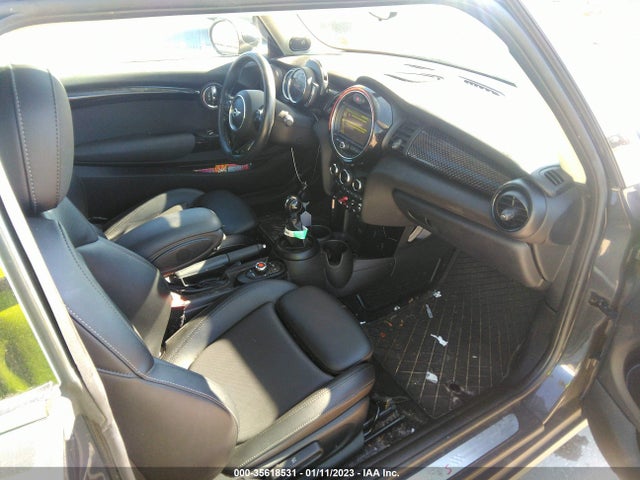 2018 Mini Cooper, VIN: WMWXP7C58J3C62195