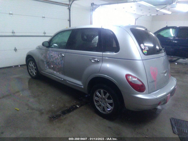 3A4GY5F95AT215673 Chrysler PT CRUISER CLASSIC