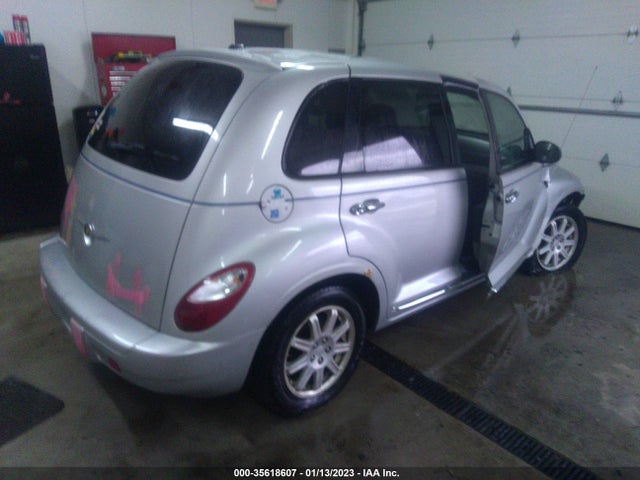 3A4GY5F95AT215673 Chrysler PT CRUISER CLASSIC