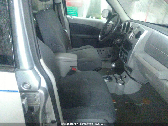3A4GY5F95AT215673 Chrysler PT CRUISER CLASSIC