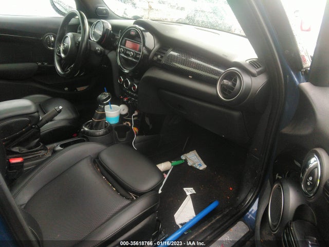 WMWXU3C57F2B56156 Mini Cooper Hardtop 4 Door S