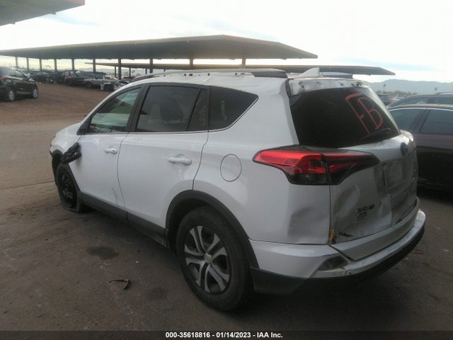 Toyota RAV4 LE 2017 2T3ZFREV5HW348883 Image 3