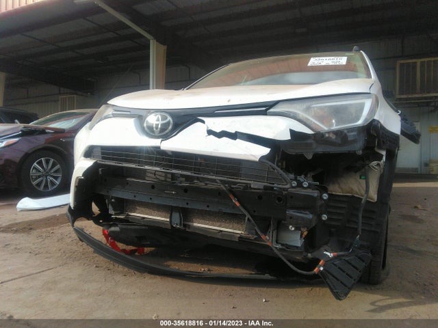 Toyota RAV4 LE 2017 2T3ZFREV5HW348883 Image 6