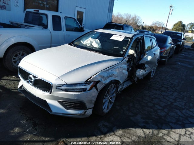 2020 Volvo V60, VIN: YV1102EK1L2383296