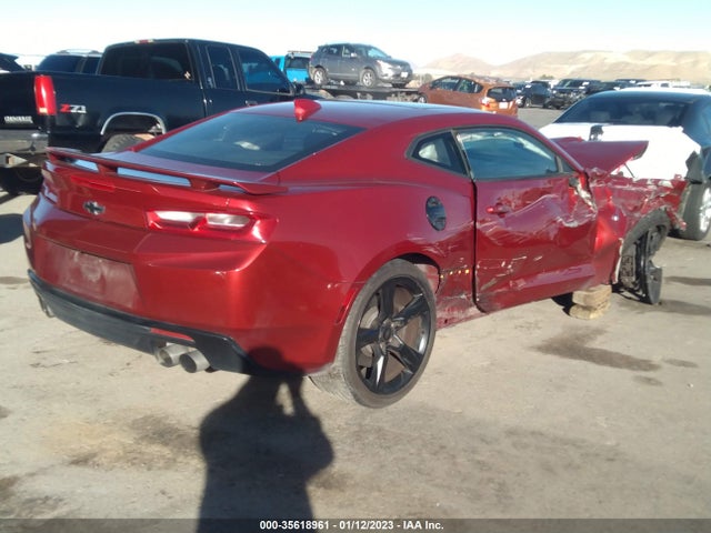 2018 Chevrolet Camaro, VIN: 1G1FF1R70J0155222