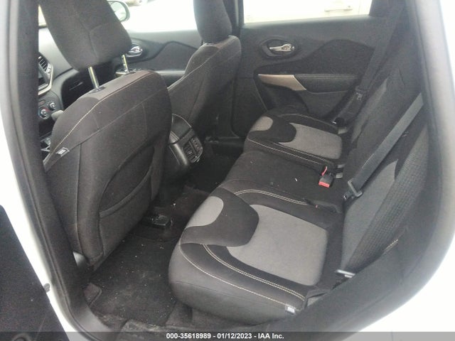 2017 Jeep Cherokee, VIN: 1C4PJLAB5HW617240