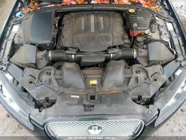 SAJWA0FB9CLS31676 Jaguar XF