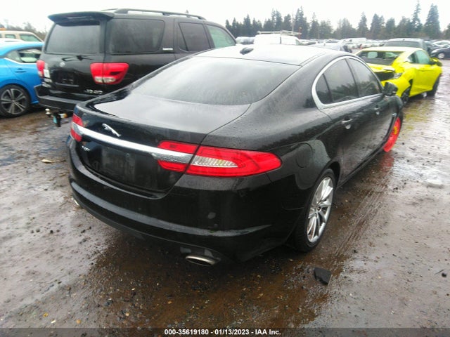 SAJWA0FB9CLS31676 Jaguar XF