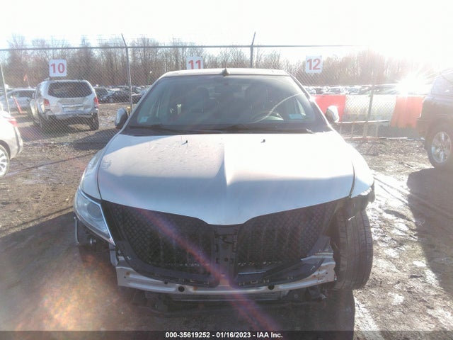 Lincoln MKX 2011 2LMDJ8JK4BBJ33827 Image 6