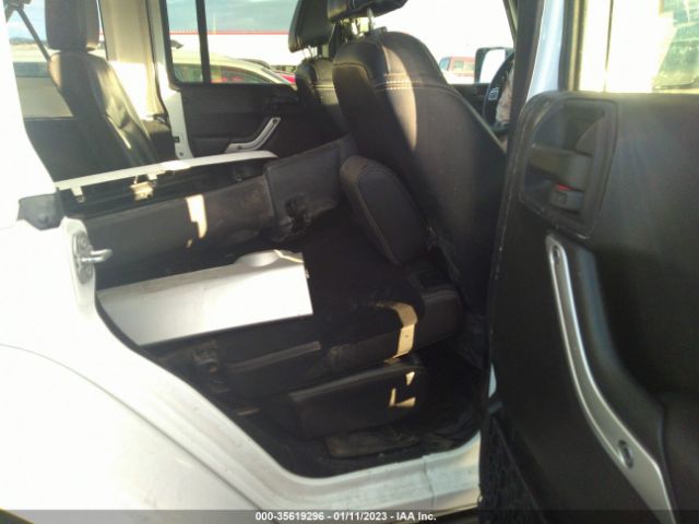 1C4BJWEG6FL598438 Jeep Wrangler Unlimited Sahara