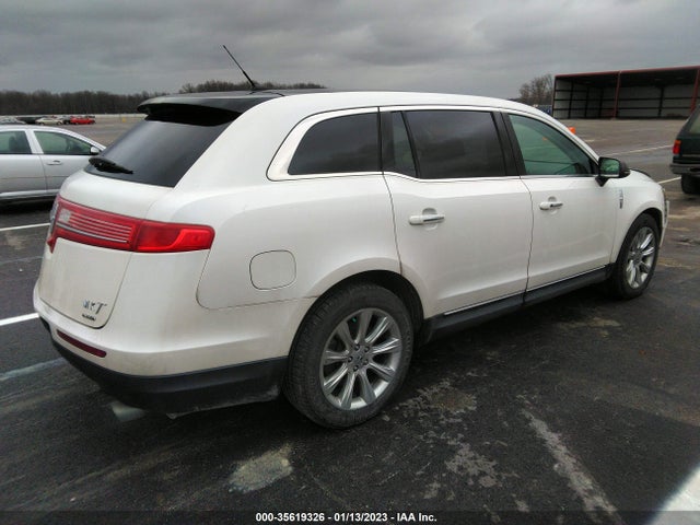 2014 LINCOLN MKT ECOBOOST VIN: 2LMHJ5AT3EBL56101