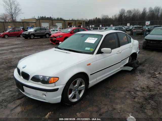 BMW 3 Series 330xi 2004 WBAEW53484PN34678 Image 2