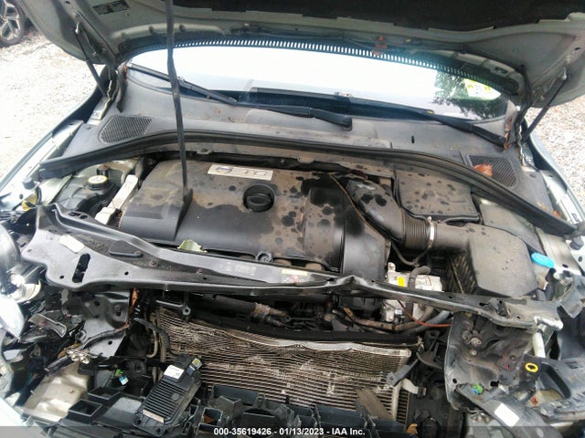2011 VOLVO XC60 3.0T VIN: YV4902DZ1B2185174