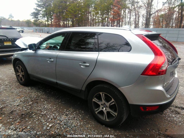 2011 VOLVO XC60 3.0T VIN: YV4902DZ1B2185174