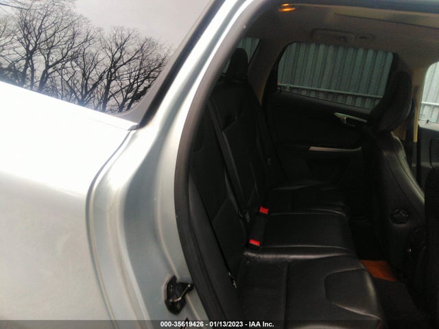 2011 VOLVO XC60 3.0T VIN: YV4902DZ1B2185174