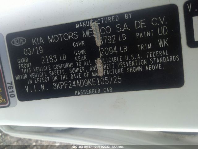 3KPF24AD9KE105725 KIA Forte Lxs