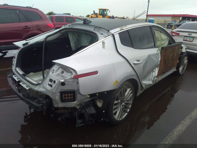 KIA Stinger Base 2018 KNAE15LA0J6022144 Image 4