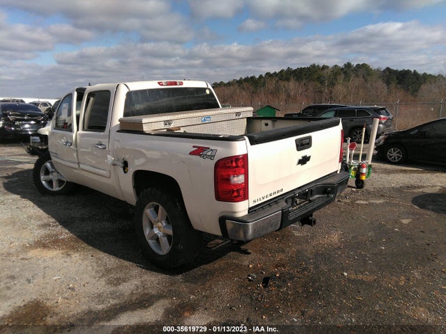 2013 CHEVROLET SILVERADO 1500 LT VIN: 3GCPKSE72DG283206