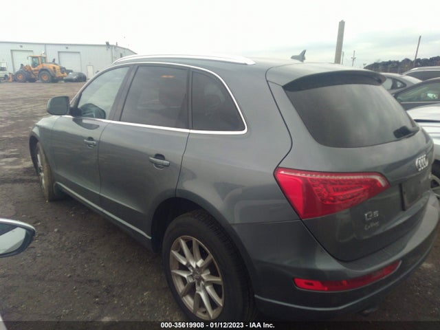 WA1CFAFP2CA005165 Audi Q5 2.0t Premium
