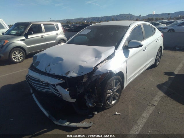 Hyundai ELANTRA SE 2017 5NPD84LF5HH049680 Image 2