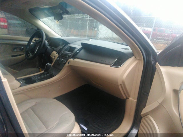2017 Ford Taurus, VIN: 1FAHP2D85HG137809